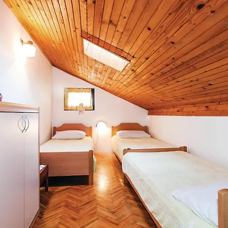 Holiday home Sabunike V *