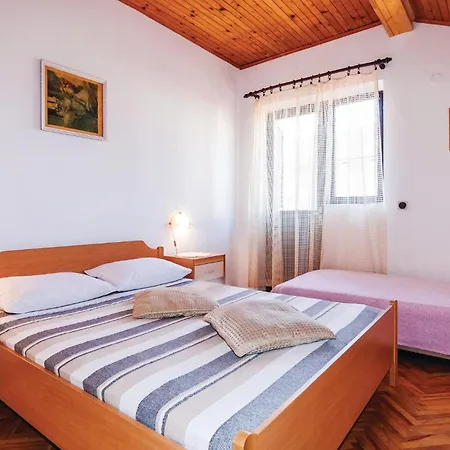 Holiday home Sabunike V *