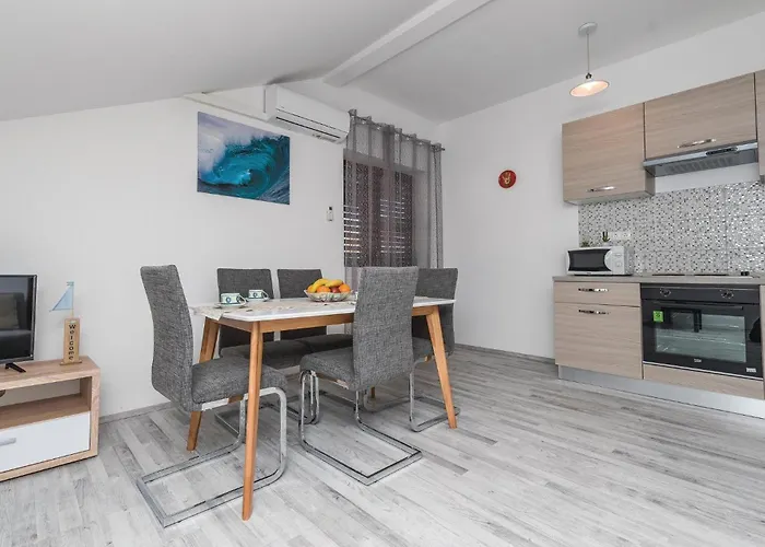 Holiday home Sabunike V
