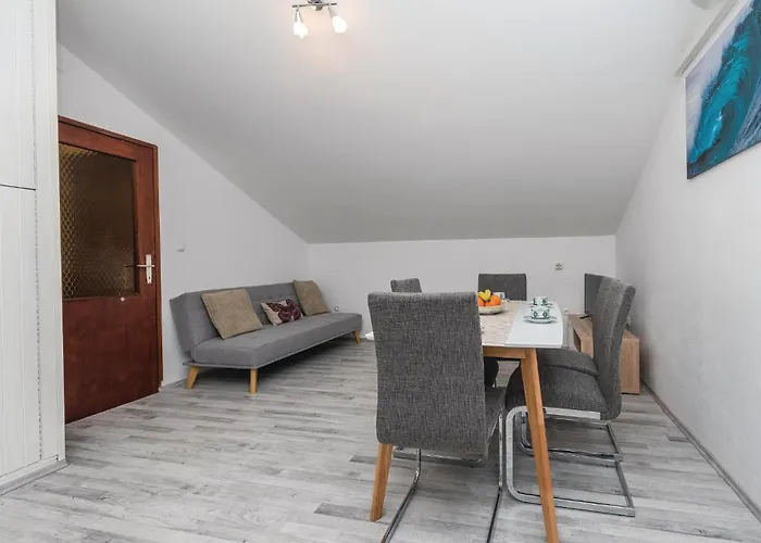 Sabunike V * Привлака